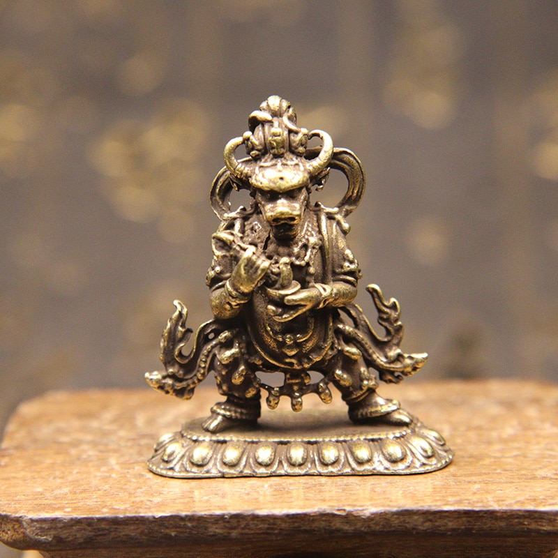 Античная Медь Тибетский Буддизм Ваджра права-король, Будда Статуя Льва аксессуары для украшения дома для украшение для гостиной латунь фигурка
Античная Медь Тибетский Буддизм Ваджра права-король, Будда Статуя Льва аксессуары для украшения дома для украшение для гостиной латунь фигурка