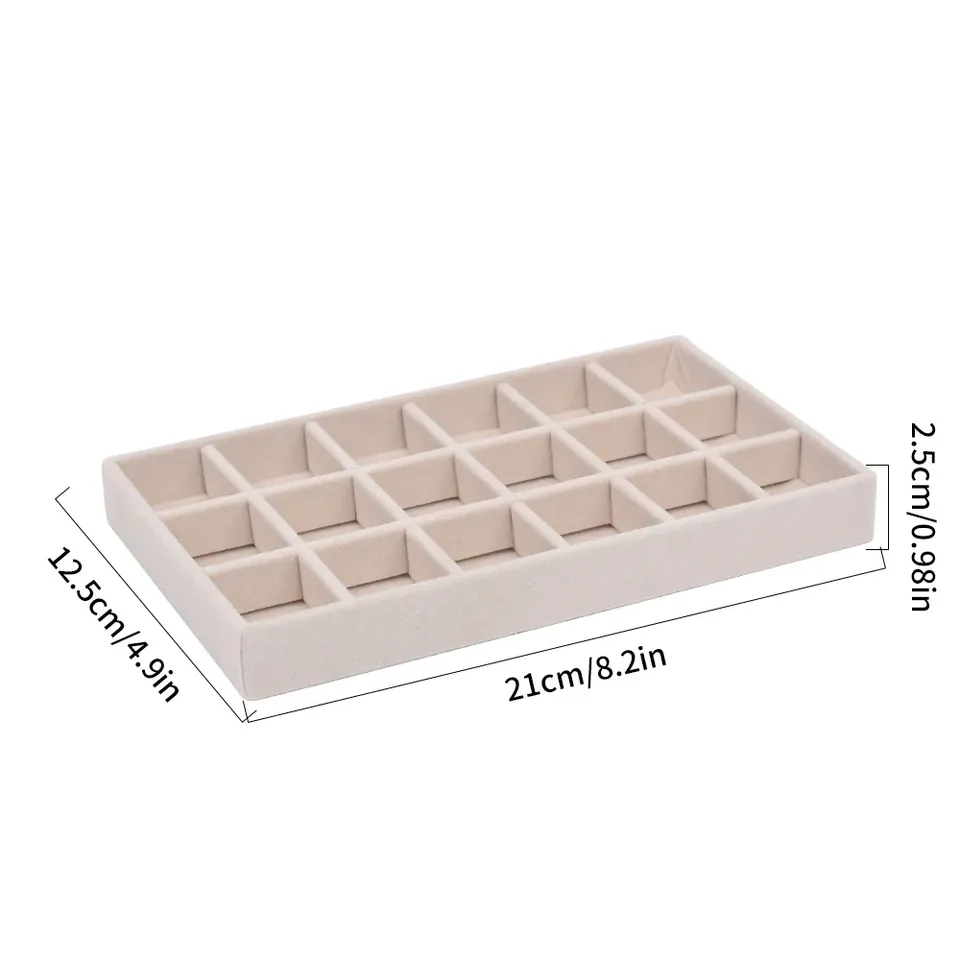 Пластиковый бархатный органайзер для украшений 
Пластиковый бархатный органайзер для украшений