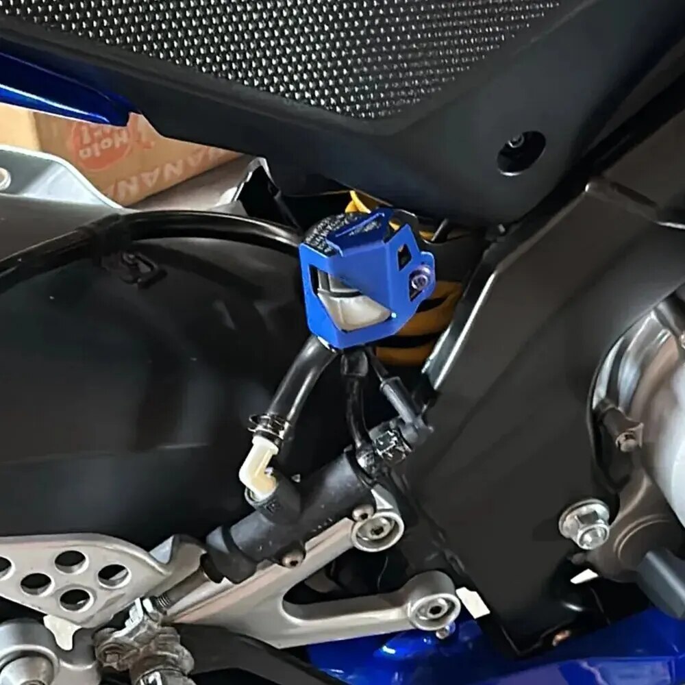 

Для Yamaha mt07 FJ-07 MT 07 MT-07 2014- 2023 2021 2022 аксессуары для мотоциклов Задняя Тормозная жидкость резервуар Защитная крышка