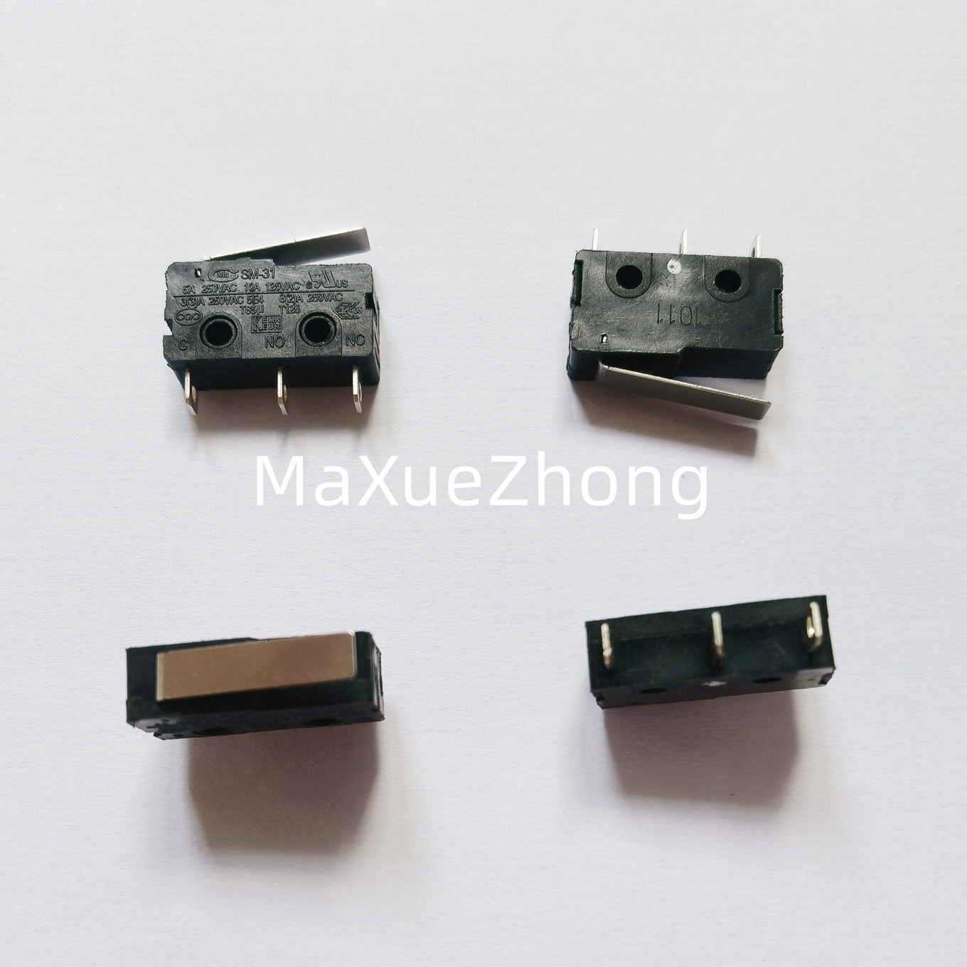 

Переключатели MaXueZhong SM-31 пластиковые 10 штук