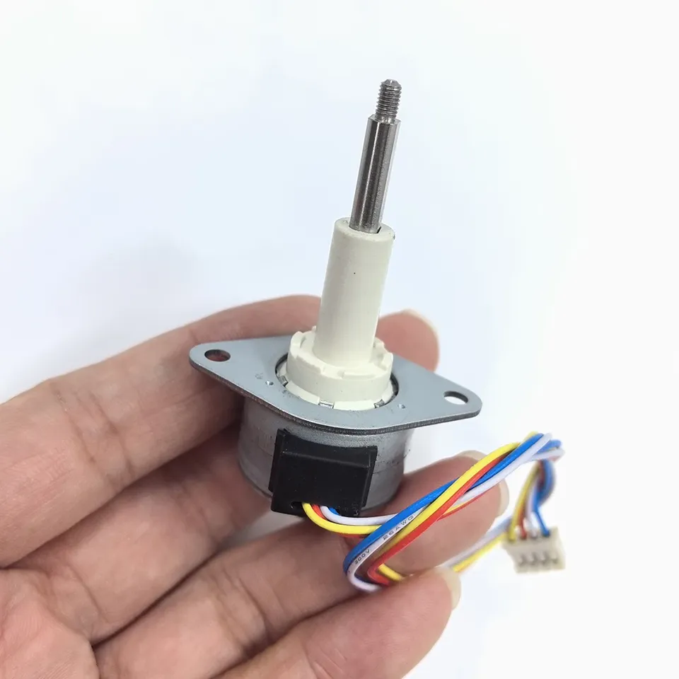 

Шаговый двигатель Micro 25 мм 20 мм ход
