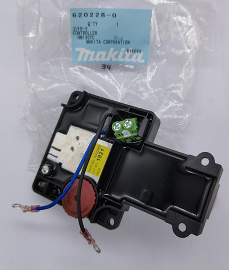 

Панель управления Makita 620228-0