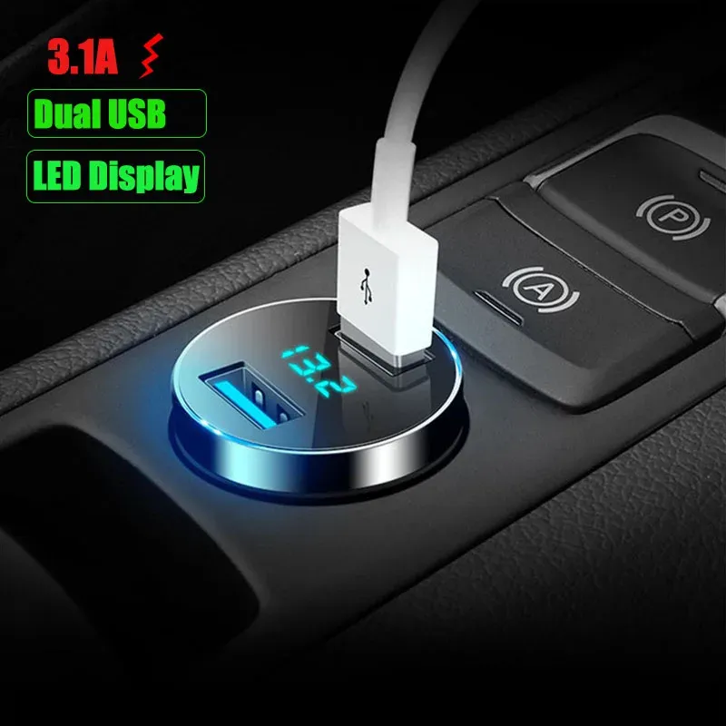 

Автомобильное зарядное устройство с двумя USB-портами 3,1 А и светодиодным дисплеем для HAVAL H1 H2 H3 H5 H6 H7 H8 H9 M4 M6 Concept B COUPE F7x SC C30 C50