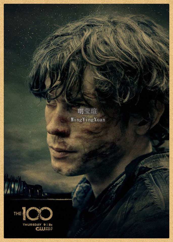 

Настенный декор "The 100" из крафт-бумаги