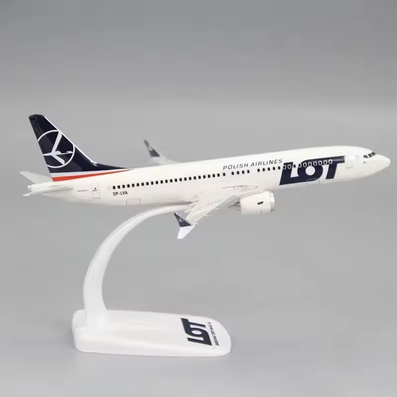 

Масштаб 1:200 B737MAX8 B737 LOT POLISH Airlines ABS пластик модель самолета игрушки модель самолета игрушка сборка смола
