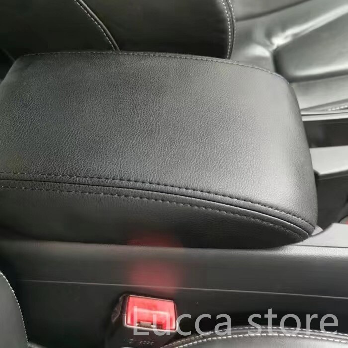 

Чехол для центрального подлокотника Audi A3 A4 A5 A6 A7 Q3 Q5