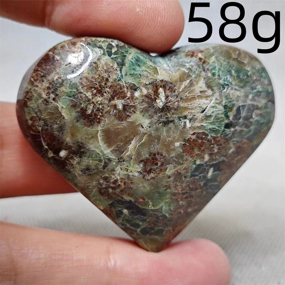 

Зеленый сакура агат сердце из камня