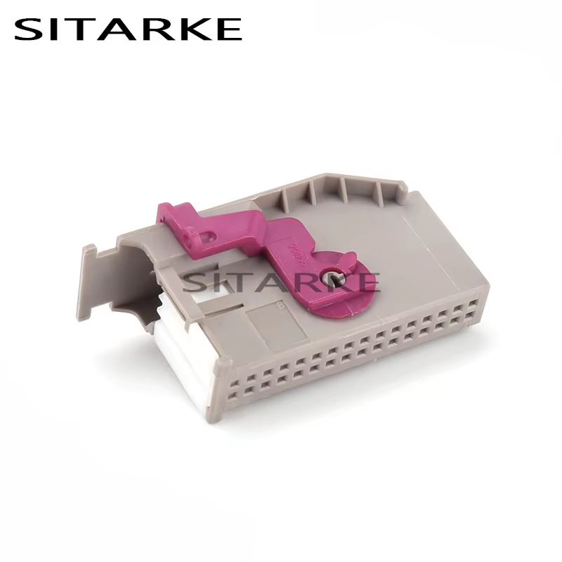 

Автомобильный разъем ЭБУ 32 Pin серый SITARKE 1J0972977G