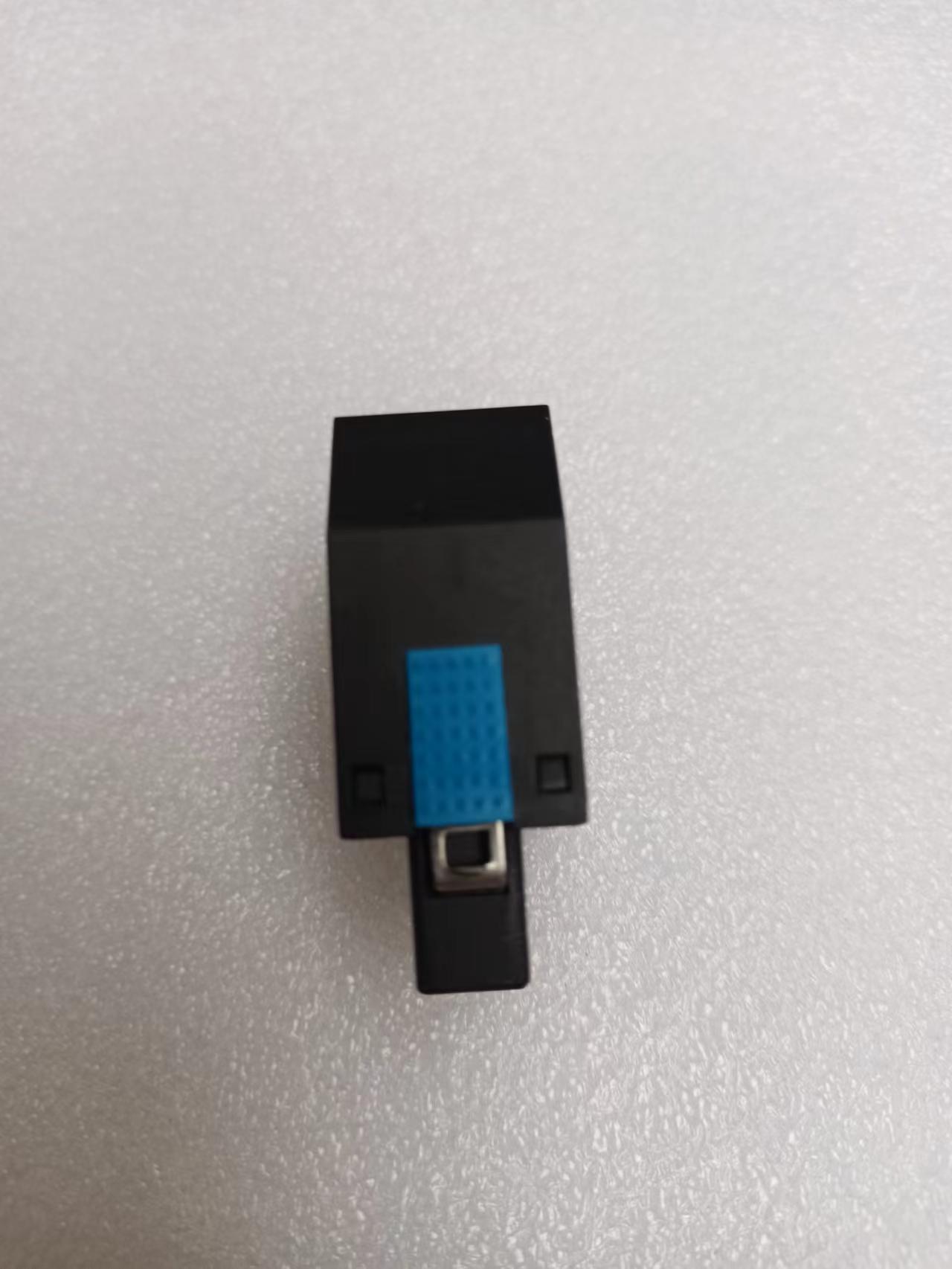 

Совершенно новый разъем питания Huawei RRU 3151393839593161, штекер