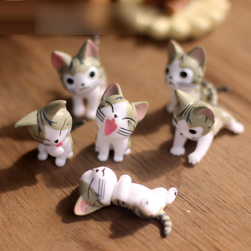 

Миниатюрные фигурки кошек из ПВХ 4 см