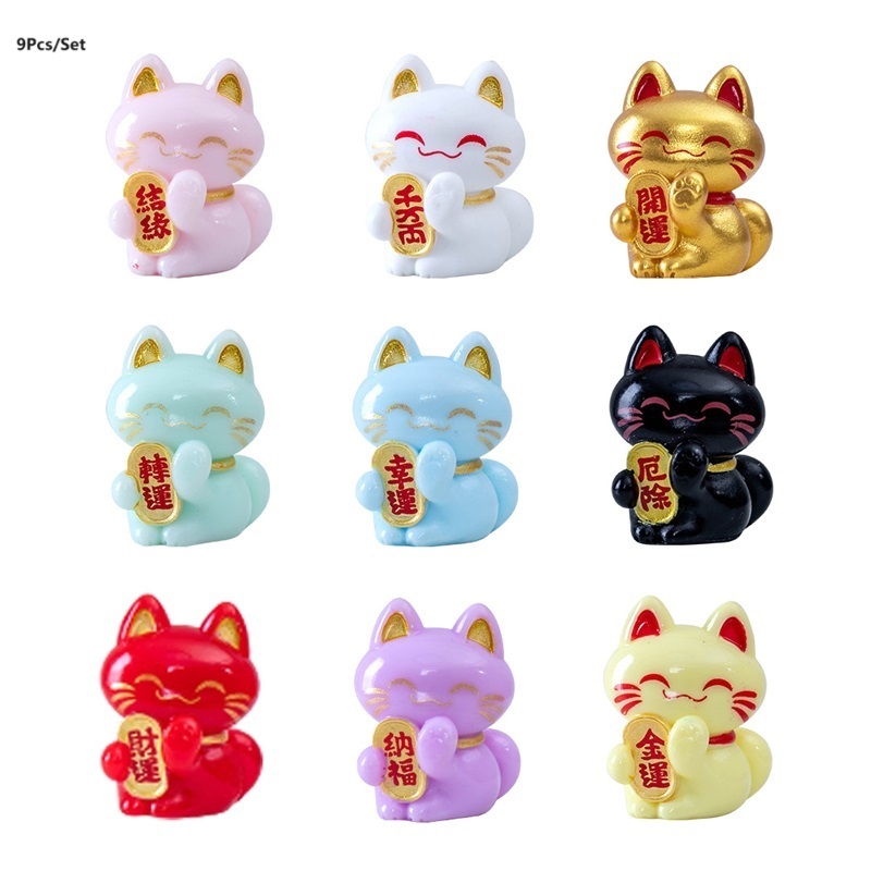 

Мини-фигурка кота удачи из полимера