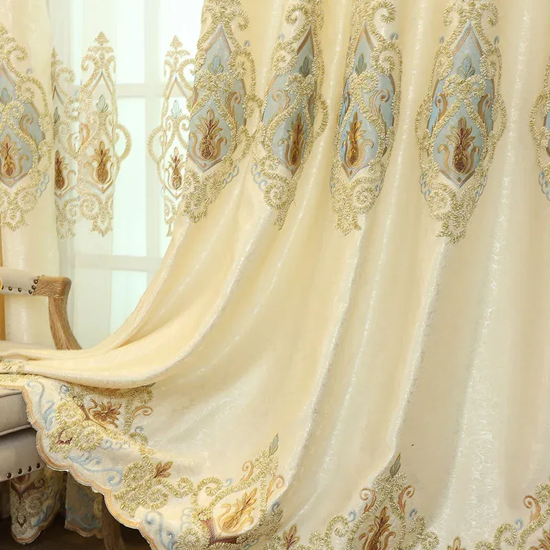 

Европейские затемняющие шторы из полиэстера ByFamilyCurtain