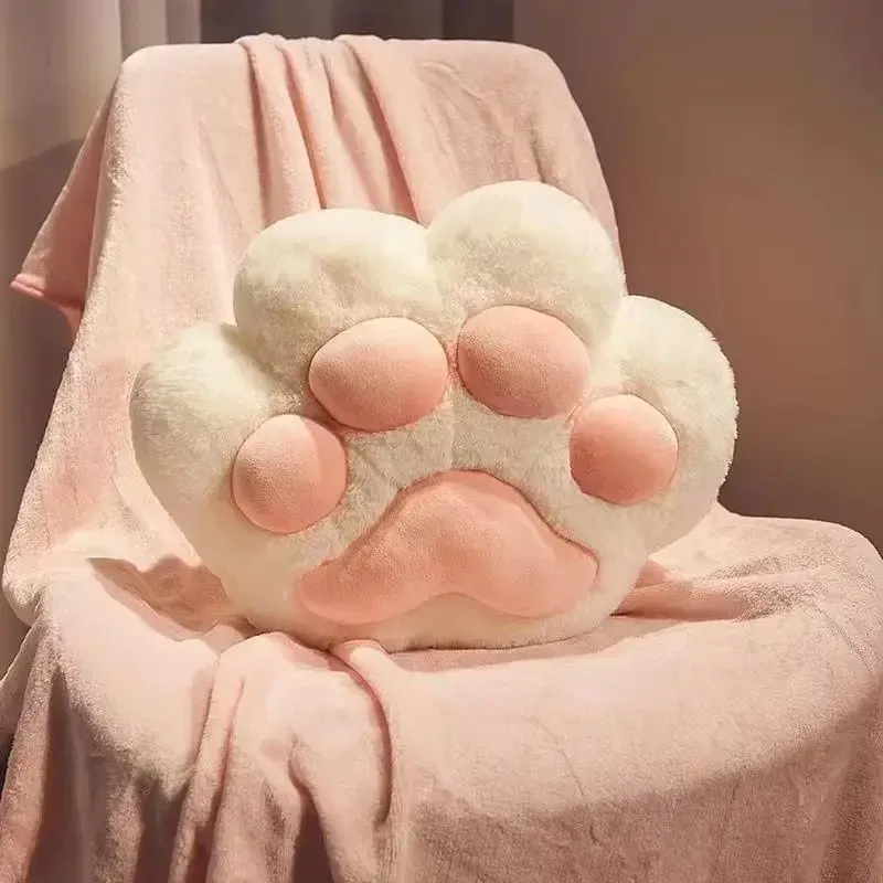 

Подушка с кошачьими когтями