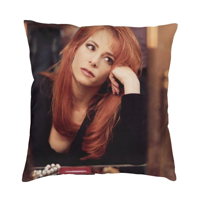 

Бархатные чехлы для подушек Mylene Farmer