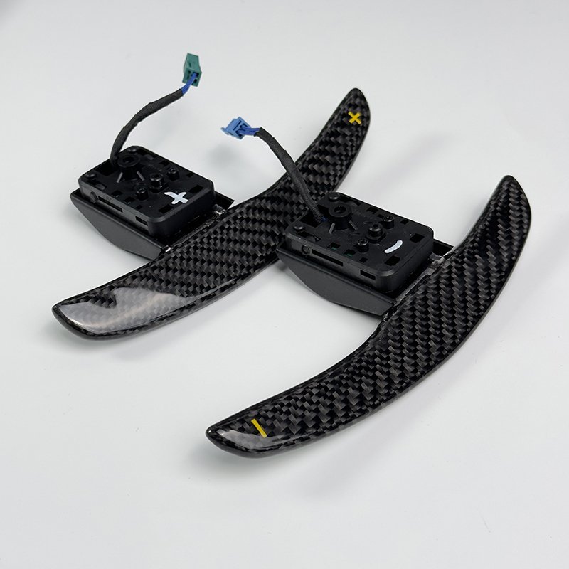 

Для BMW M серии F80 F82 F10 F06 F12 F13 F15 F16 M-sport F20 F22 F30 F31 F32 F33 F36 Накладка на руль из углеродного волокна