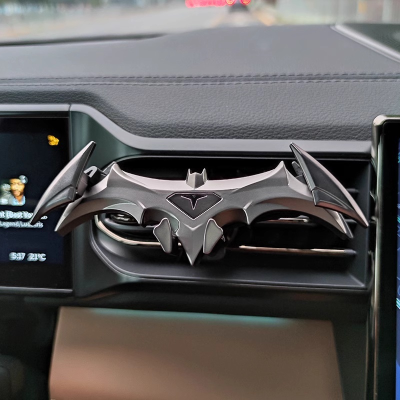 

Автомобильные держатели с пряжкой Batman Gravity, автомобильные держатели для телефонов, навигационная опорная рамка для выхода воздуха, подходит для всех устройств 4-6,5 дюймов