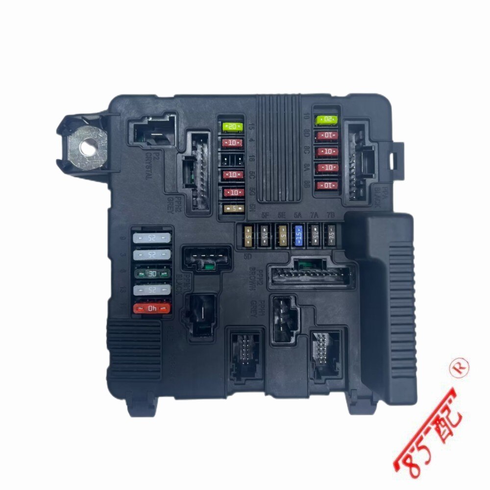 

Новый блок предохранителей двигателя 8200306032 8200306033 для Renault Megane Scene 2 2002-2006