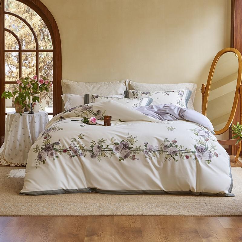 

Комплект постельного белья IvaRose HOME TEXTILE розовый цветочный 4 шт.
