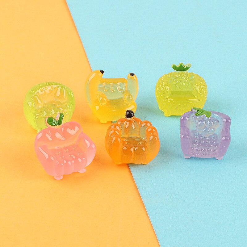 

Миниатюрные фигурки фруктов MINISO