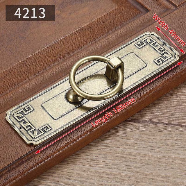 

Старинные бронзовые ручки для мебели