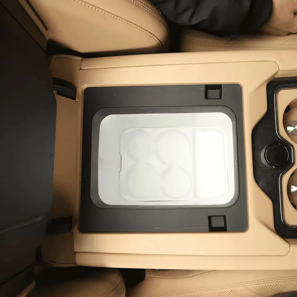 

Подходит для BYD Equation Leopard 8, силиконовая накладка для холодильника с центральным управлением, противоскользящий держатель для чашки, фиксированная сетка для напитков, салон автомобиля