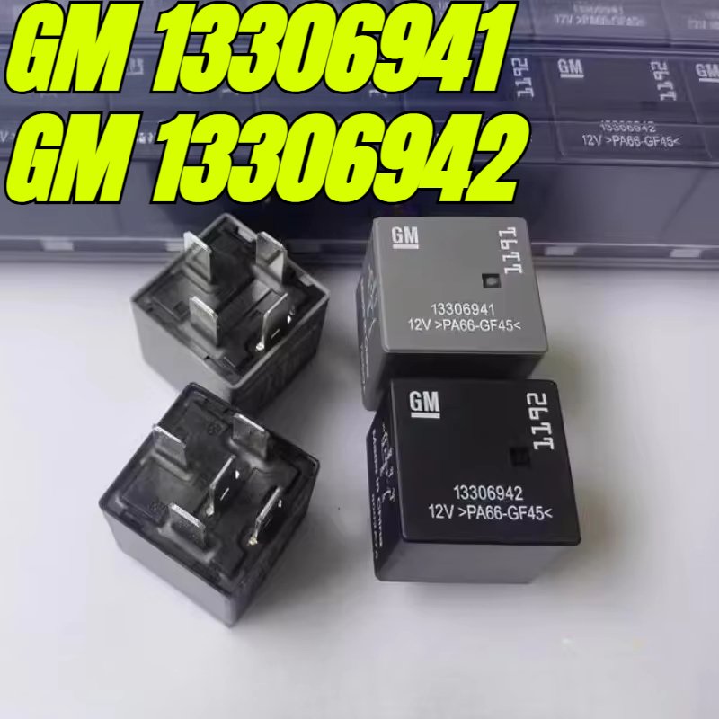 

Автомобильное реле GM 13306941 / GM 13306942 12В