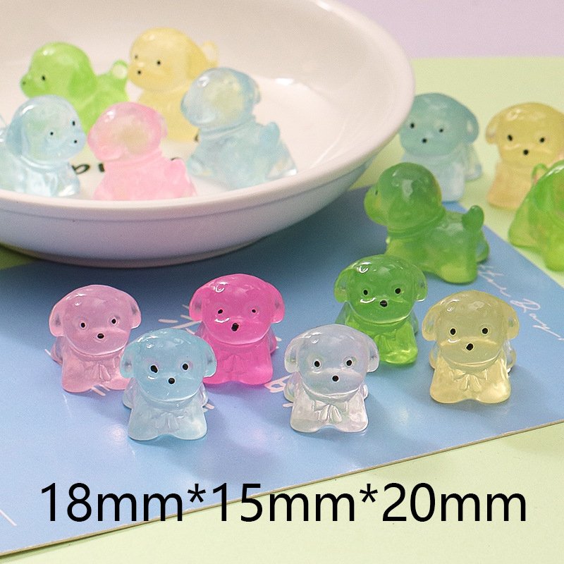 

Микроландшафтные фигурки из канифоли WHPHous