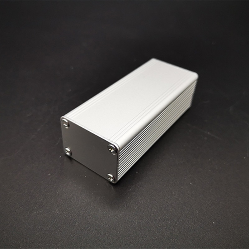 

Алюминиевая распределительная коробка 80x35x26 мм