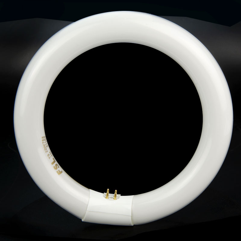 

SRATE Magnifier Ring Lamp