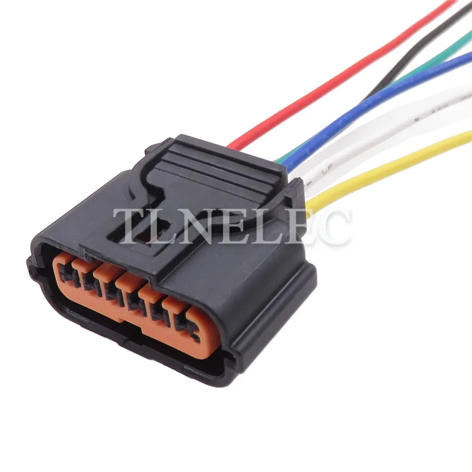 

Разъемы для автореверсивного радара HP286-06021 HP296-06100