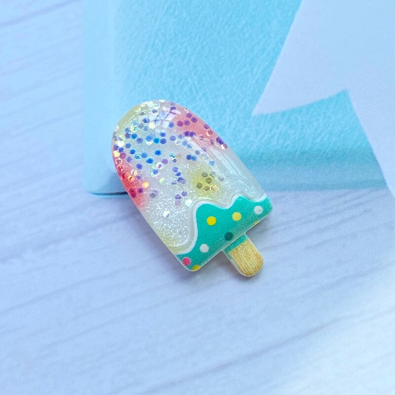 

Миниатюрные фигурки животных и мороженого из смолы