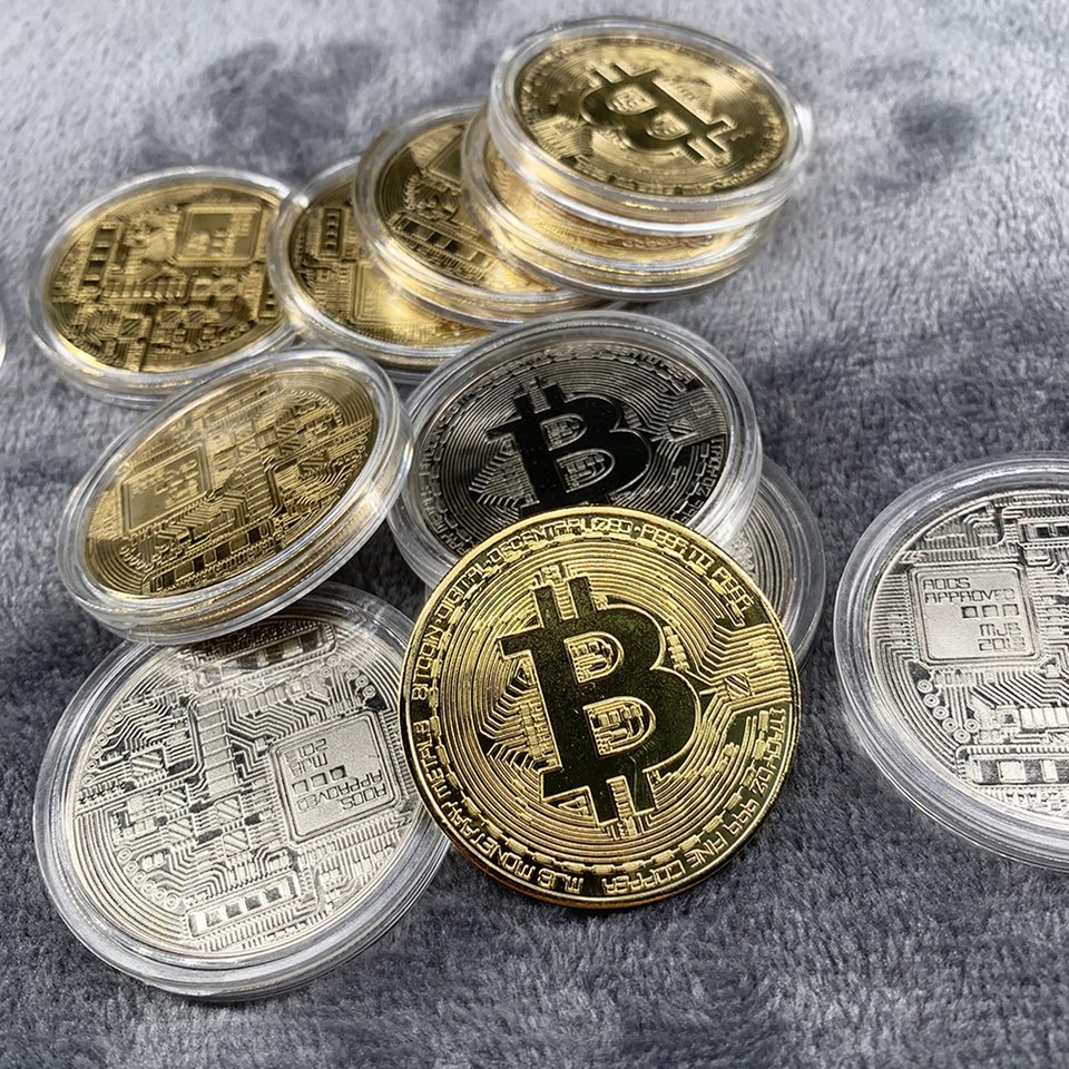 

Медные медали с биткоином