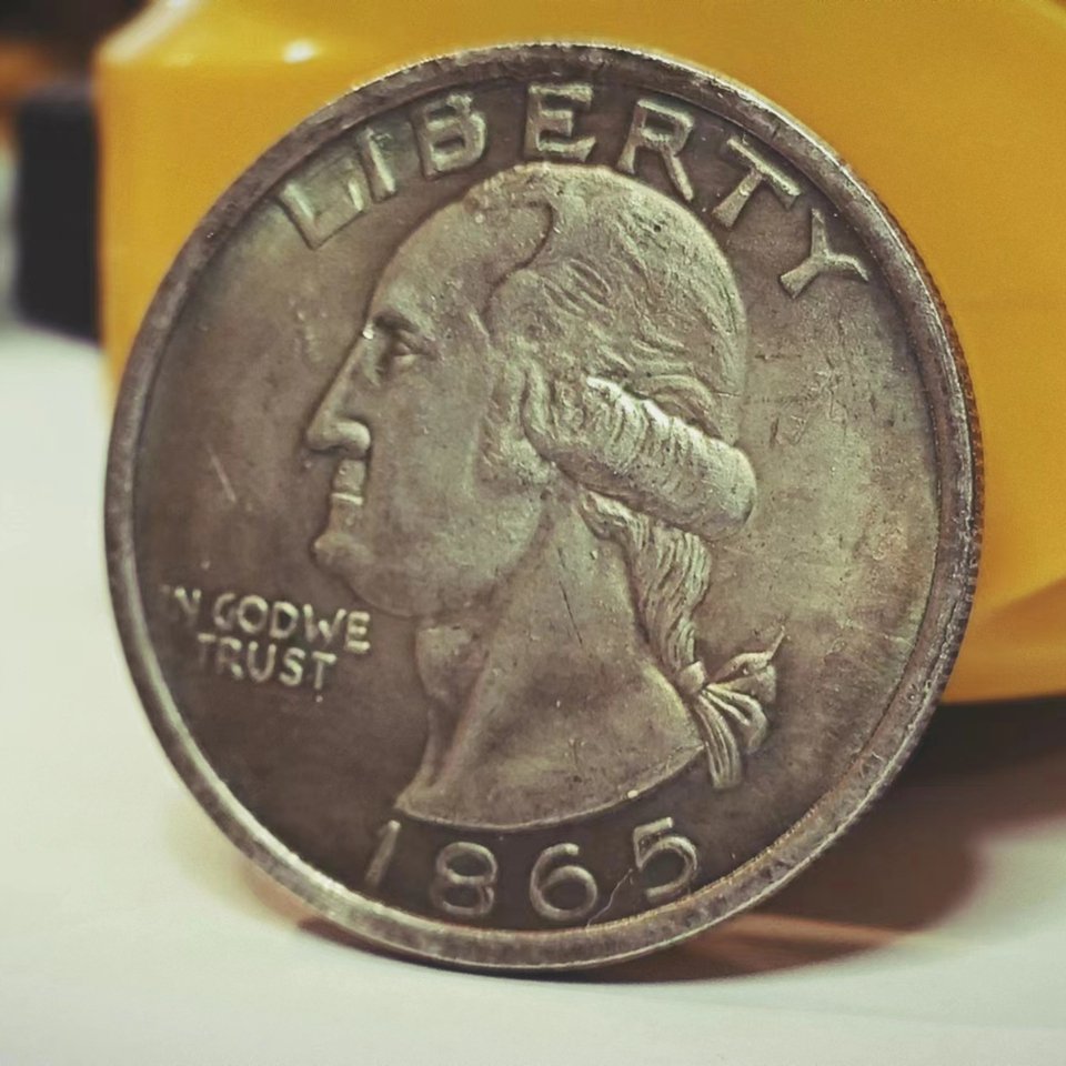 

Серебряная монета США Морган Доллар 1865