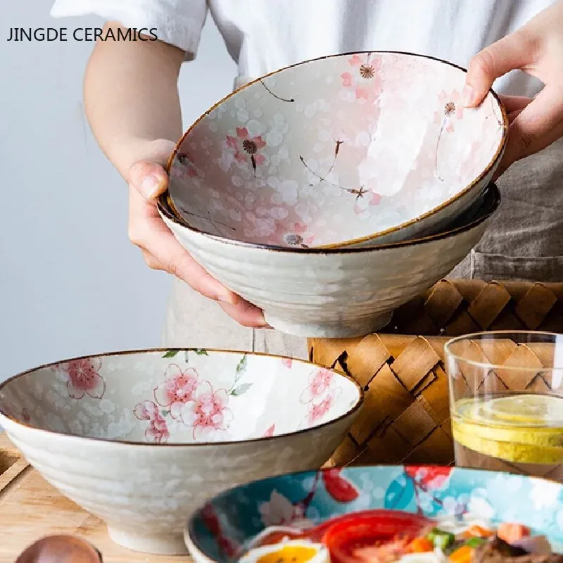 

Большая керамическая миска JINGDE CERAMICS с узором сакуры