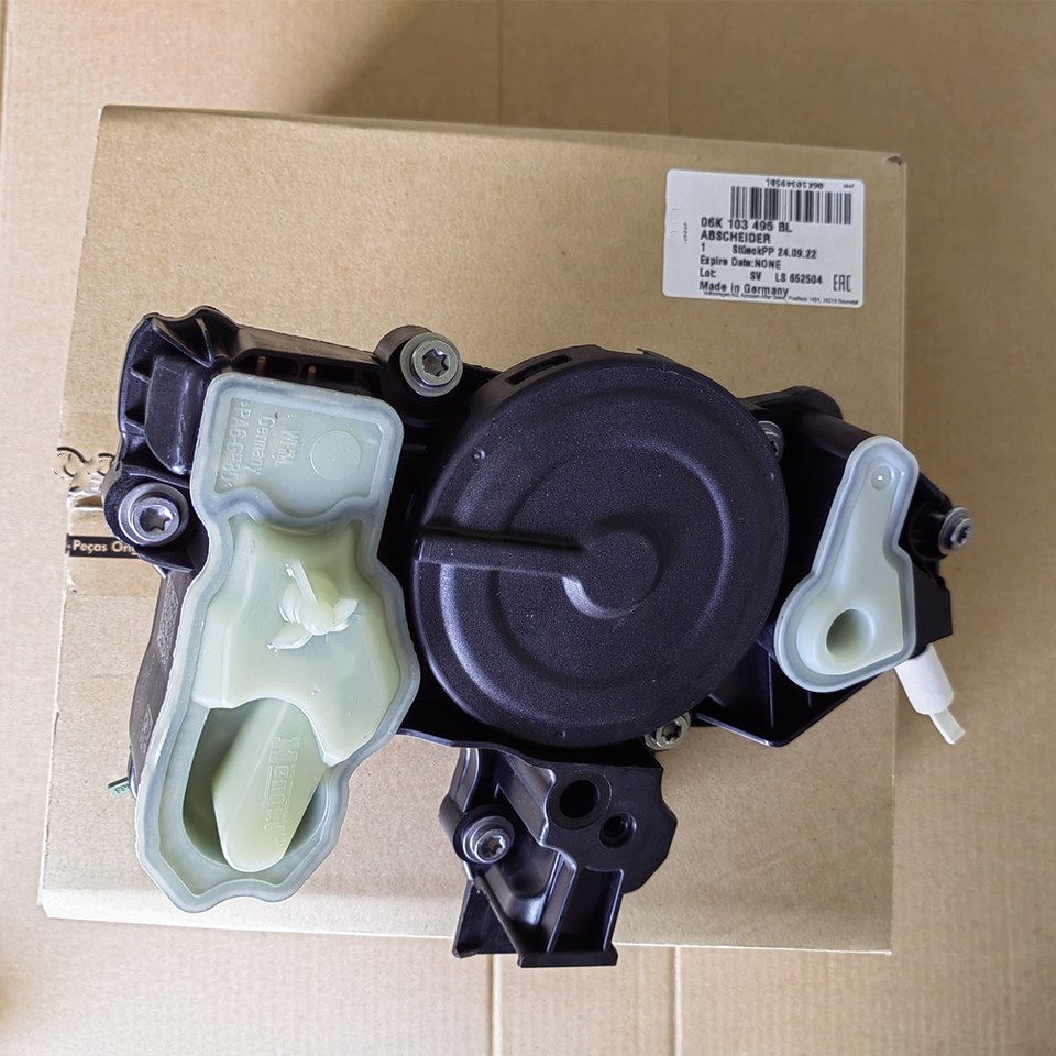 

Масляный Сепаратор 06K103495BL OEM PCV, клапан вентиляционного отверстия шатуна для Audi 2,0 T A4 A5 Q5 TT MK3 VW Golf GTI MK7 2,0 T Jetta MK6 после 2015