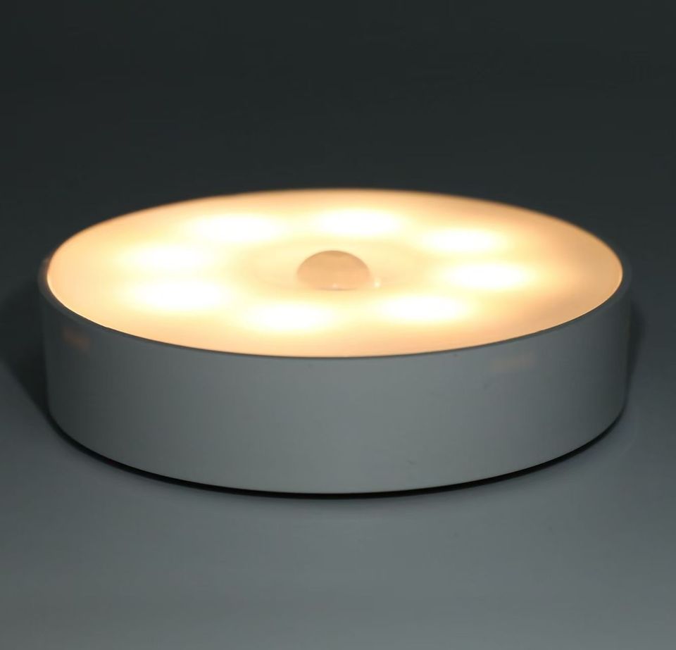 

LED ночник Zhidi с датчиком движения