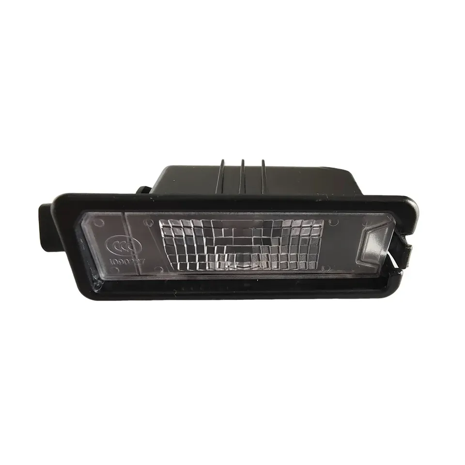 

1K8943021 новый задний номерной знак лампа желтого цвета для VW Golf 6 5 7 Passat B7 CC Polo 6R Beetle Eos Scirocco 1K8 943 021