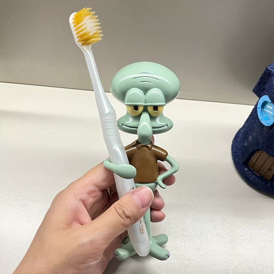 

Фигурка держатель для зубных щеток MINISO Squidward