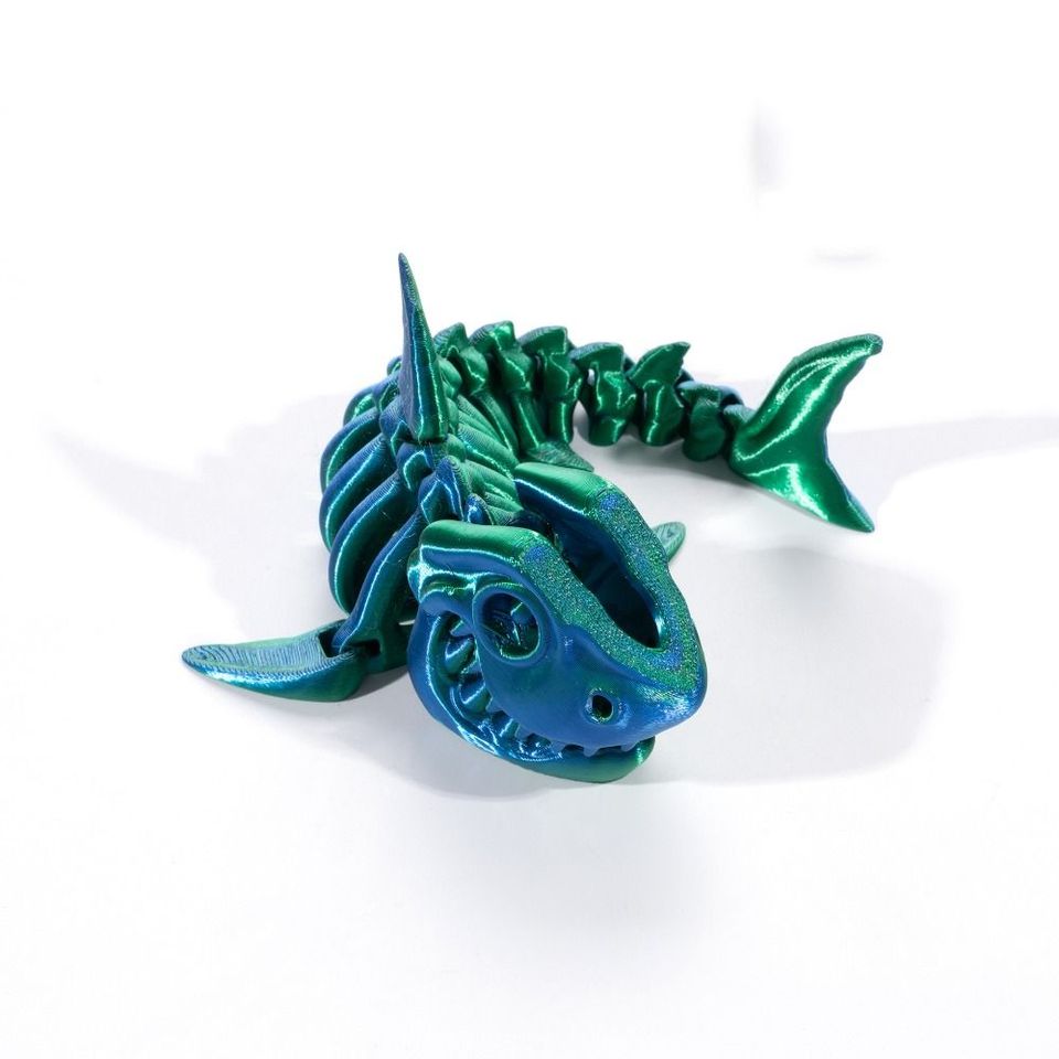 

3D печатная модель акулы из пластика