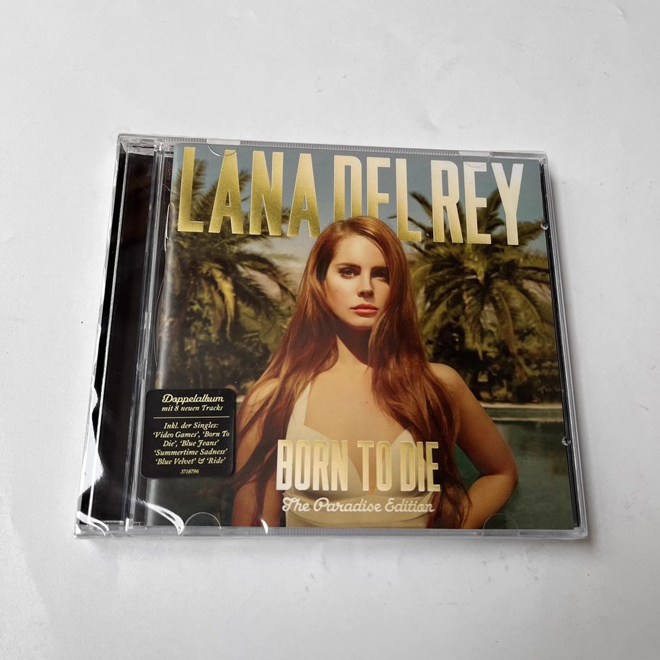

Музыкальные диски Lana Del Rey Born To Die The Paradise 2 шт.