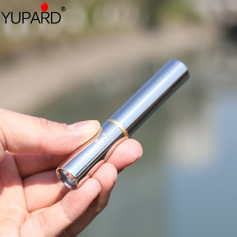 

YUPARD Q5 Фонарик серебряный