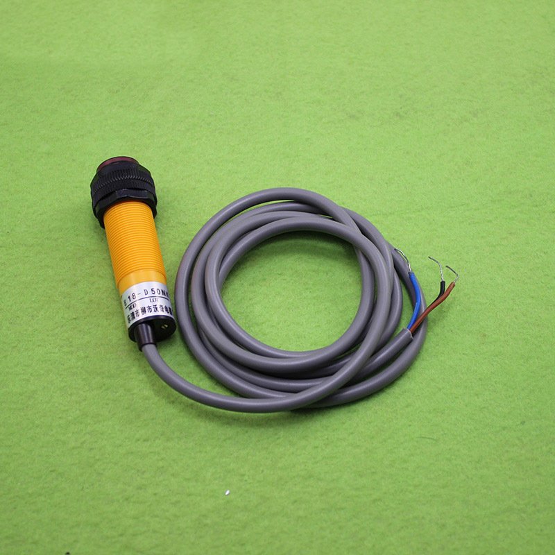 

Фотоэлектрический переключатель E18-D50NK
