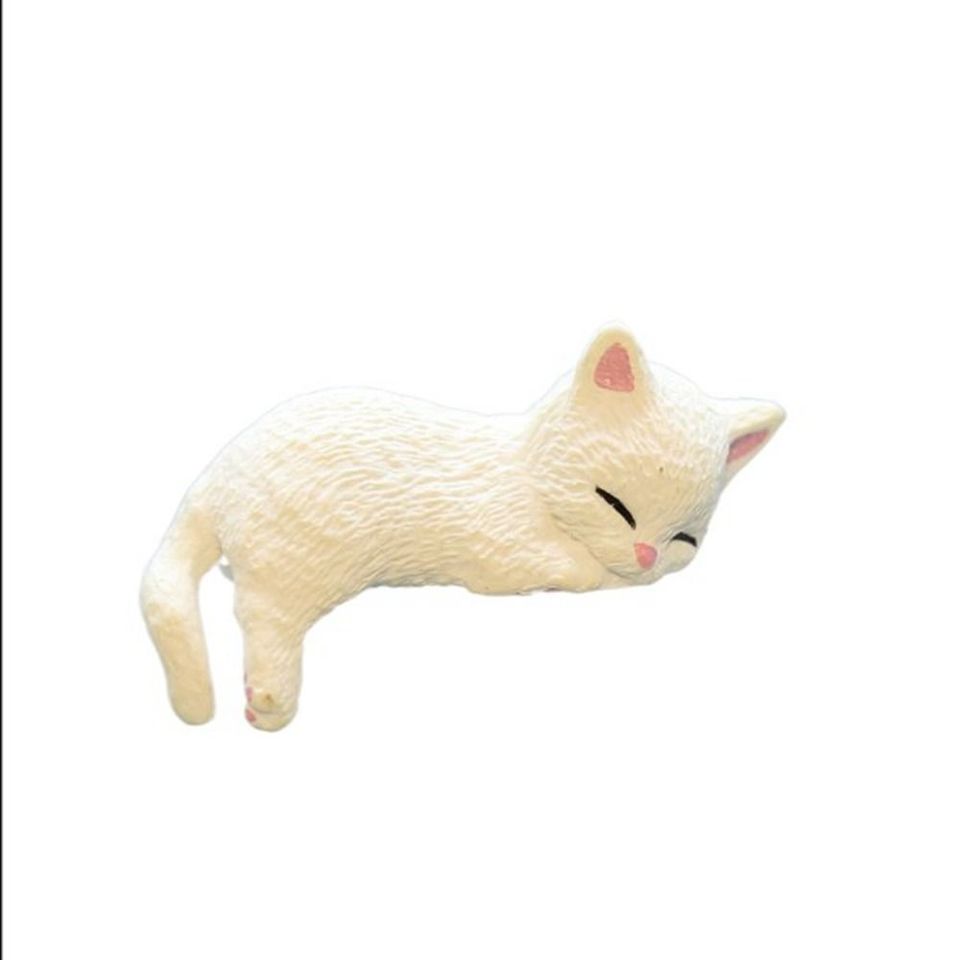 

Миниатюрная фигурка кошки из ПВХ
