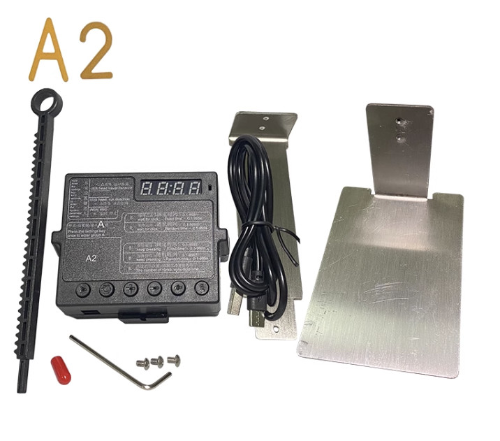 

Компьютерная клавиатура автоматически нажимается случайным образом для предотвращения падения физического оборудования