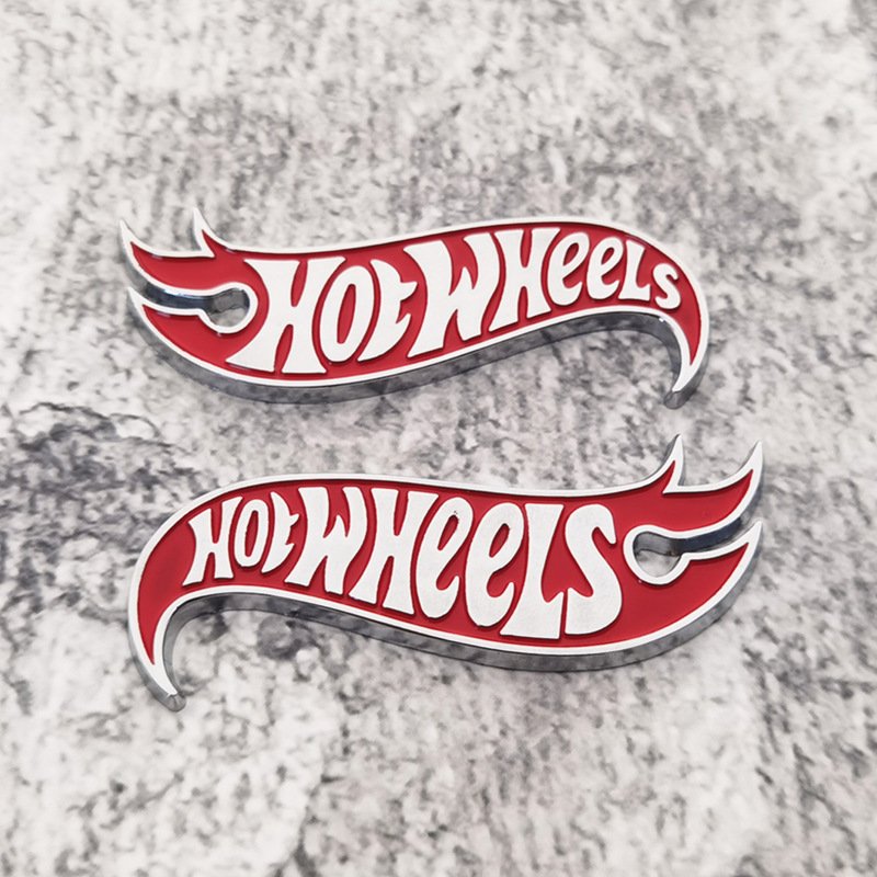 

1 пара металлических наклеек, эмблема Hot Wheels, наклейка, украшение для стайлинга автомобилей, стандартная высококачественная наклейка, значок на кузов, боковой значок