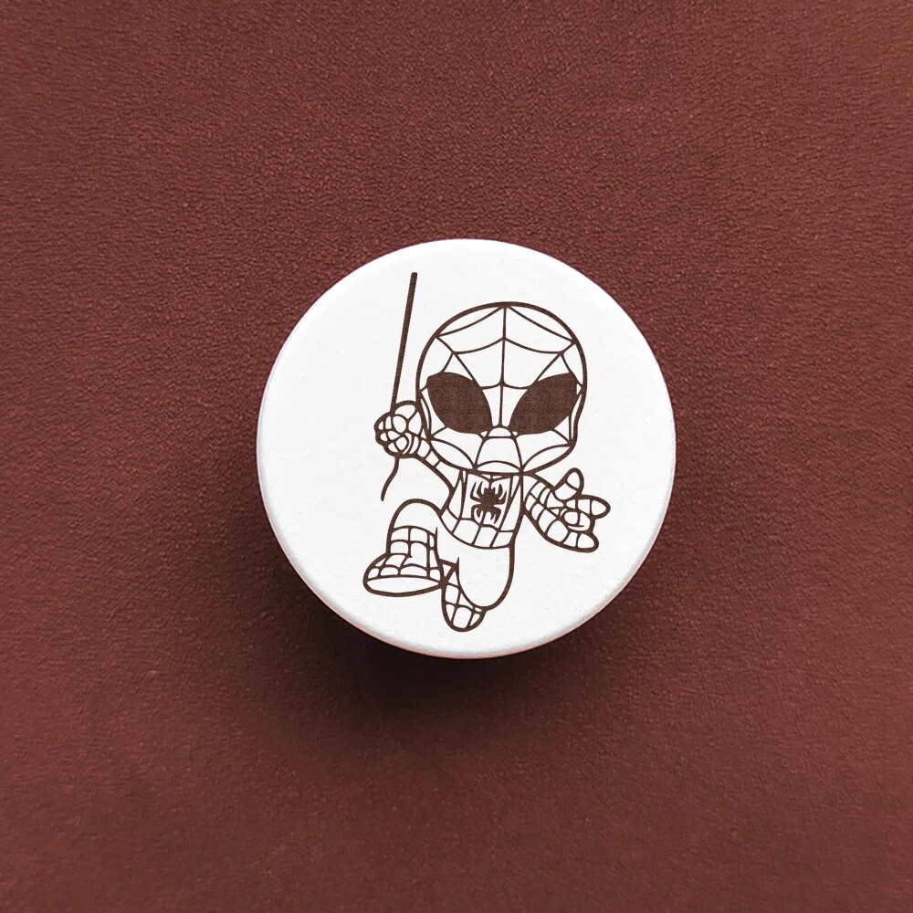 

Деревянные ручки для ящиков HEROCROSS с мультяшными героями Marvel