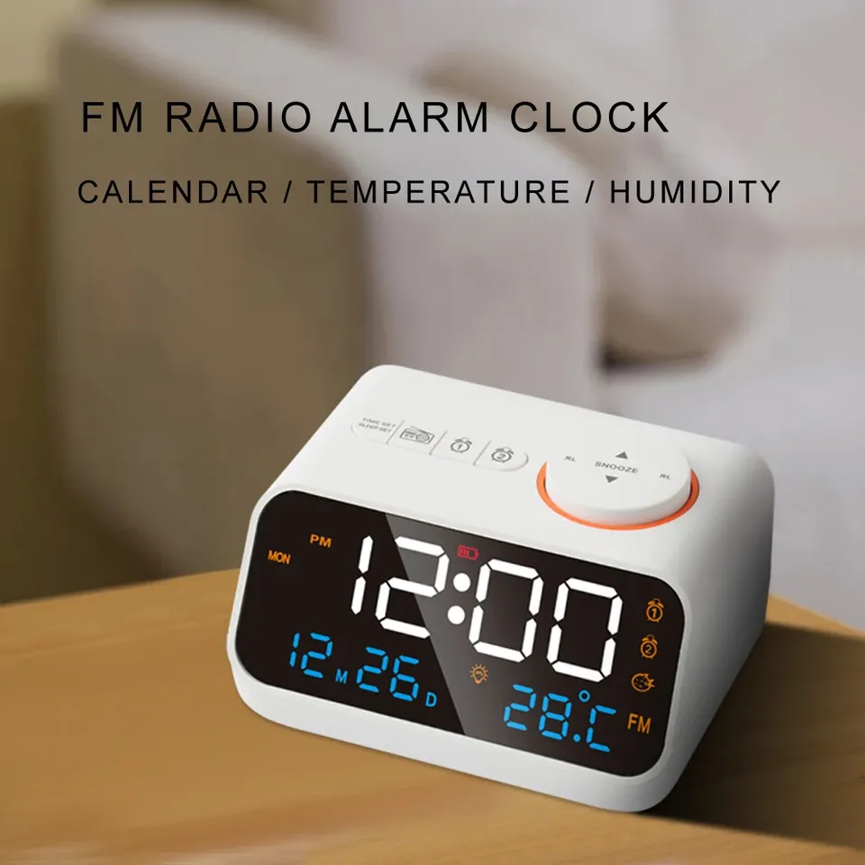 

LED Будильник с FM-радио