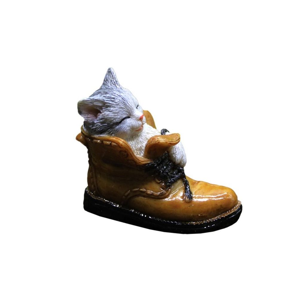 

Фигурки кошек из смолы
