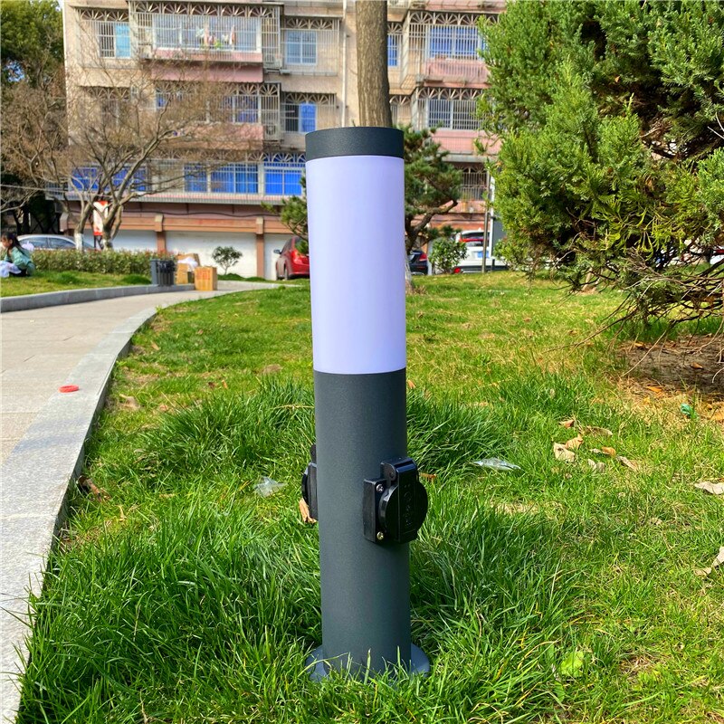 

VANDOOTEC Садовая лампа с розетками 3680 Вт