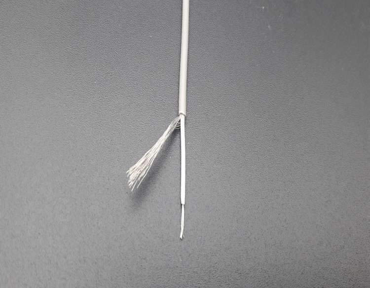 

Экранированный провод MoreSunsDIY Very fine single-core shielding wire 1,8 мм / 2,47 мм